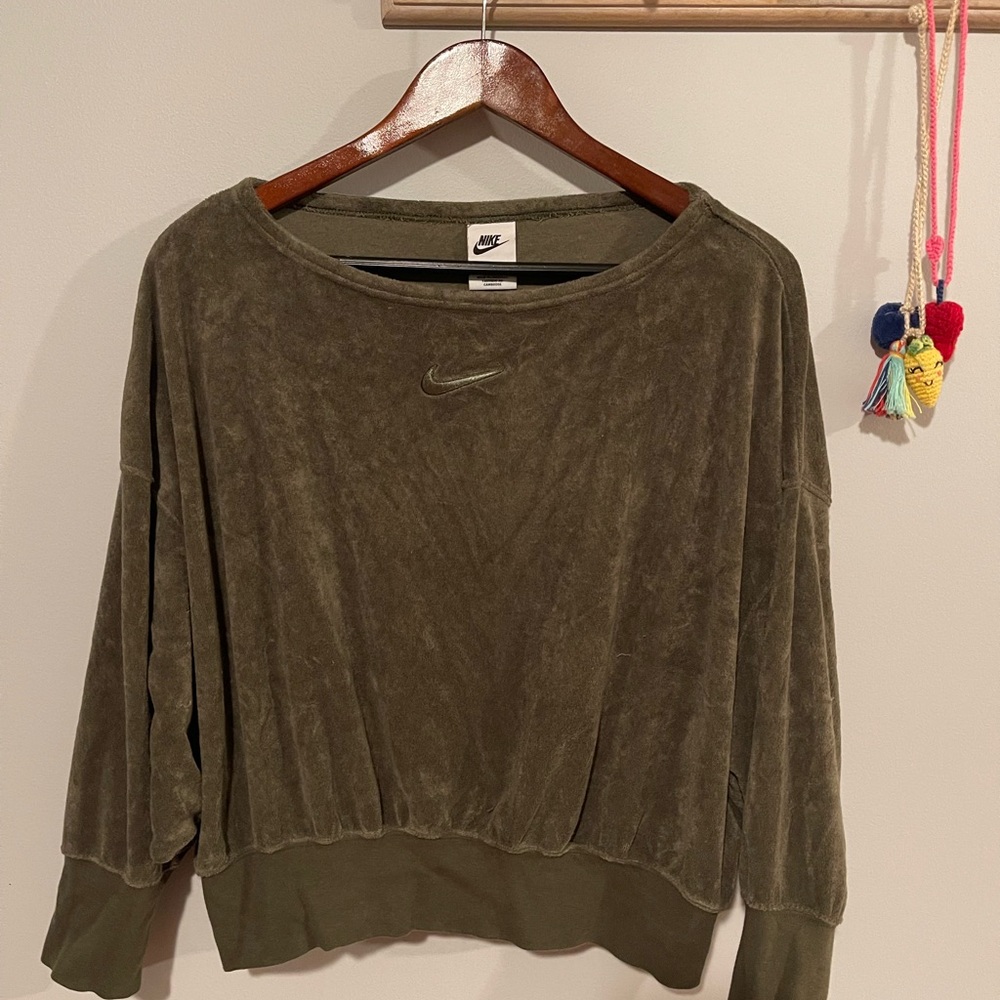 Nike terry cloth sweatshirt
